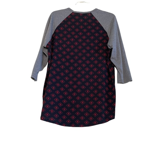 LULAROE BASEBALL STYLE TEE Size XL GRAY BLACK RED - Picture 5 of 7